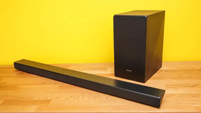 samsung soundbar changing sources itself