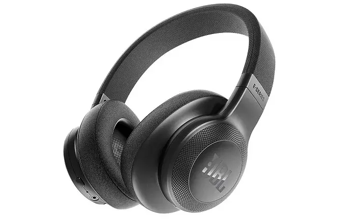 jbl headphones not turning on